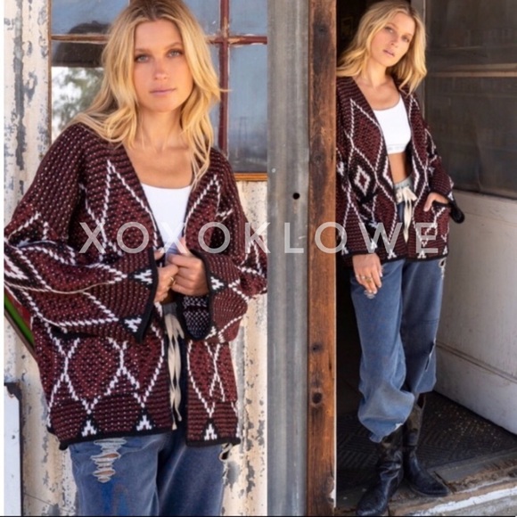 POL Burgundy Diamond Pattern Chunky Knit Cardi Relaxed Fit - Picture 12 of 13